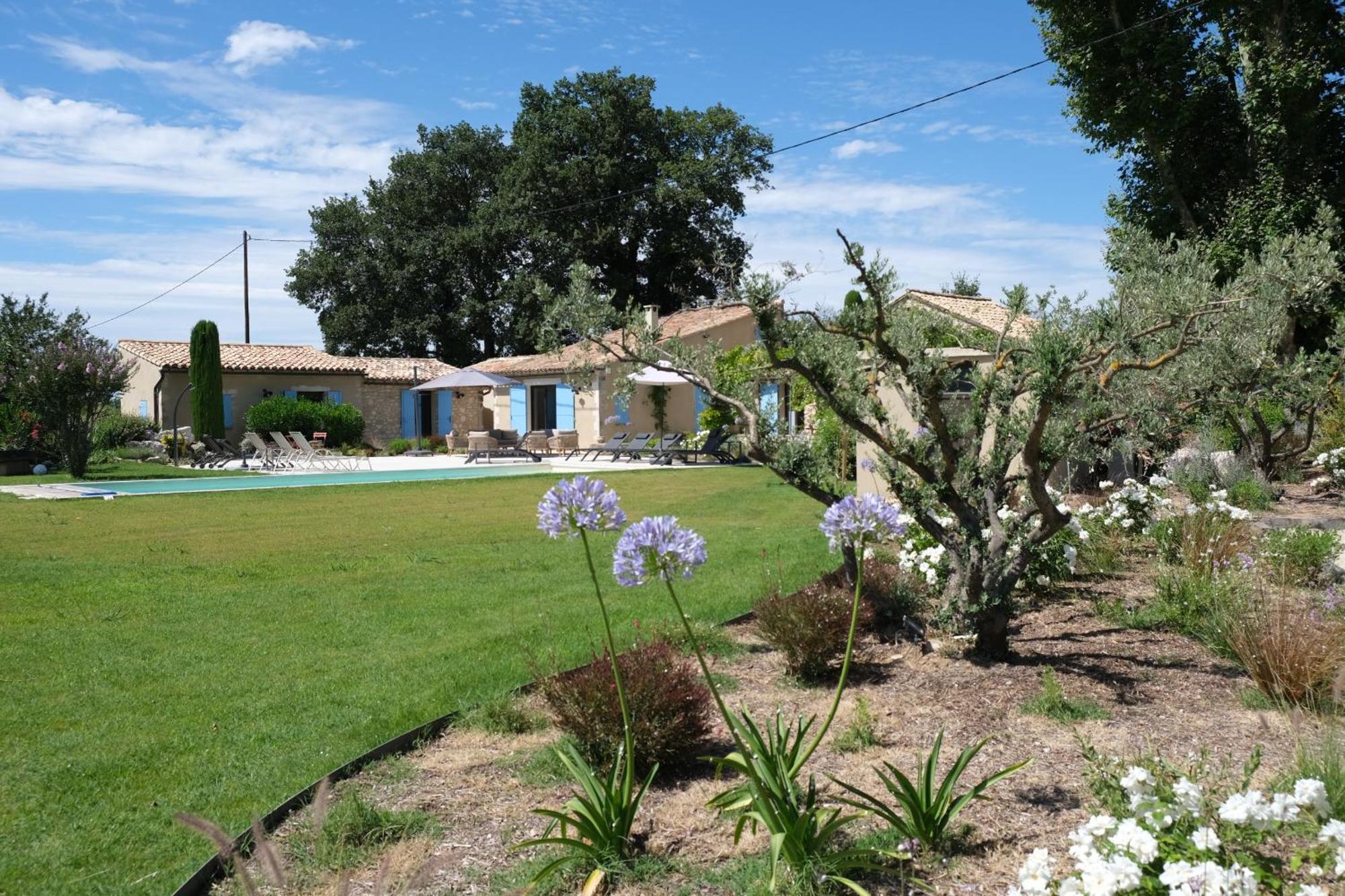 Provencal House With Heated Pool, View Of The Luberon In Robion - Accommodates 12 People. Luaran gambar